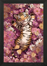 Cubo di tigre che dorme nei