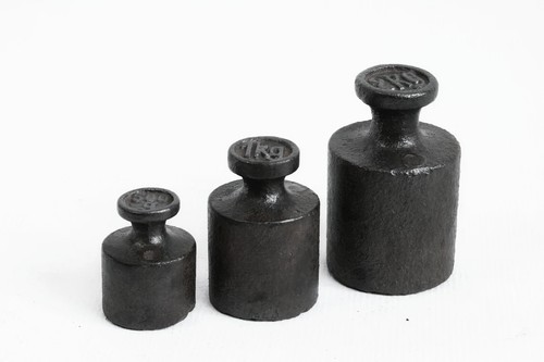 Vintage metal weight - metal,