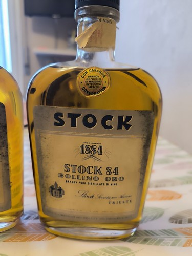 Bottiglia vintage brandy stock - bottiglia,