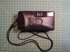 MACCHINA FOTOGRAFICA VINTAGE YASHICA J-MINI (LENTE 32 mm 1:3.5) - (VAR_008)