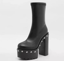 Stivaletti Neri Con Plateau