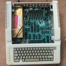 Computer Apple II (IIe)