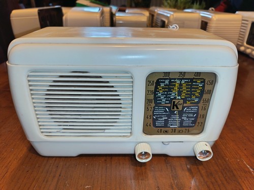 Radio valvole da comodino - a,