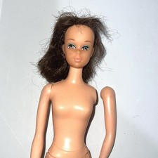 Bambola Francie Brunette Quick Curl 1975 HEAD MOD Barbie con corpo Twist & Turn