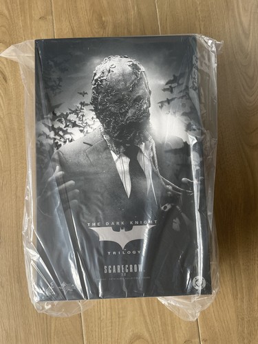 Nuovo hot toys batman - nuovo,