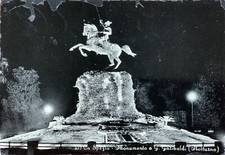 Cartolina La Spezia Monumento a Giuseppe Garibaldi Notturno viaggiata