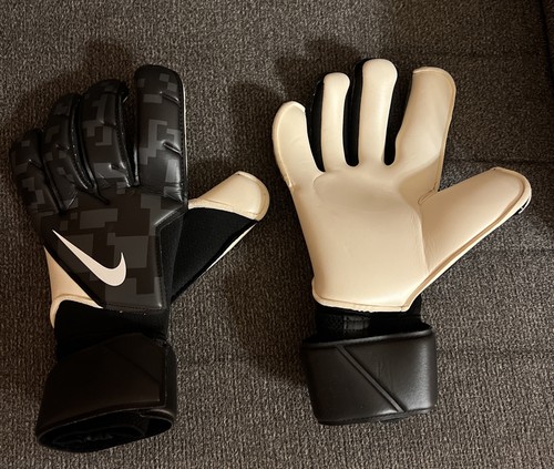 Guanti calcio portiere nike - guanti,