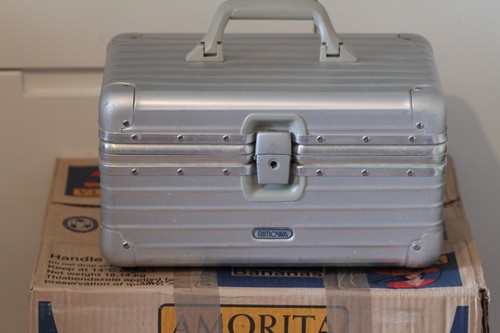 Beauty case rimowa topas opale - topas,