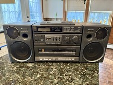 Panasonic RX-DT680 radio