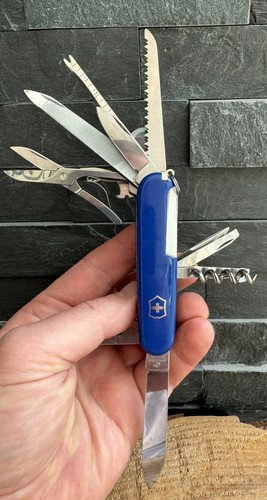 Victorinox officier suisse - suisse,