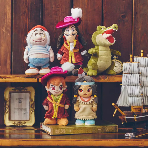 Disney store japan only - japan, stands