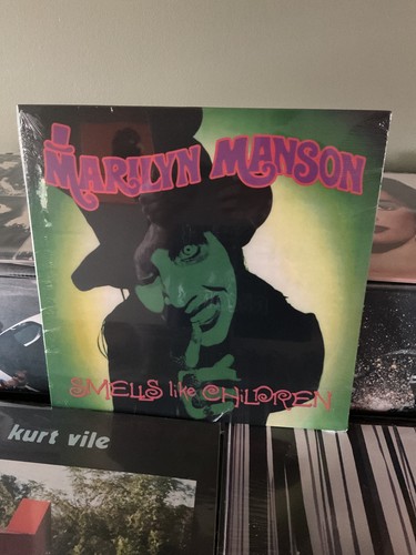 Marilyn manson smells - smells, like