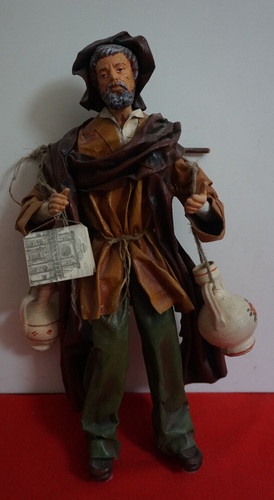 Personaggio presepe cartapesta