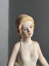 Vintage Capodimonte Statuna Porcellana Ballerina  Figurine Italy Dancer Dance