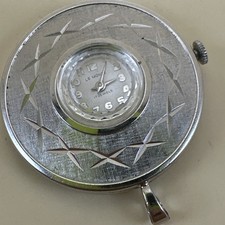 Le Monde Orologi Pendenti 17