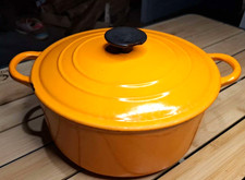  vintage  cocotte en fonte  émaillée  LE CREUSET Orange  24,5 cm