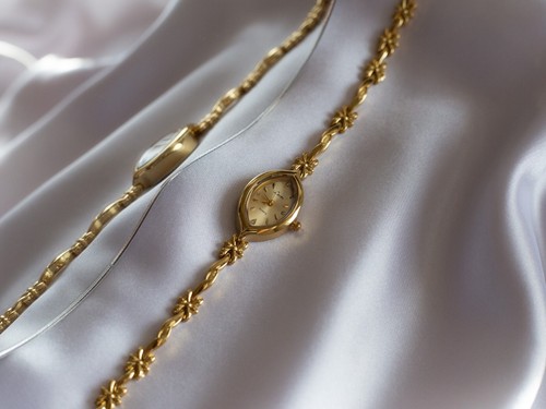 Dainty vintage inspired womens - dainty, vintage-inspired