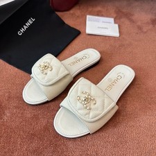 Chanel Beige Lambskin CC Logo