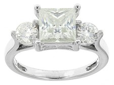 Three-Stone 2.5Ct White