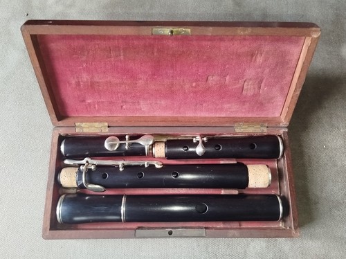 Antico flauto legno - in,