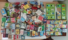 Centinaia Di Scatole Di Cerini/Fiammiferi