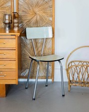 Alma, la sedia in formica e