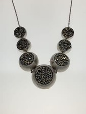 Collana con sfera rotonda