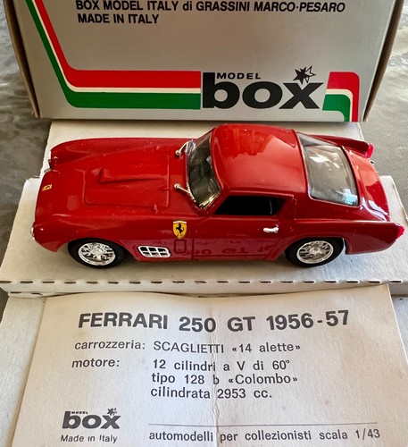 Model box 8405 - -, ferrari