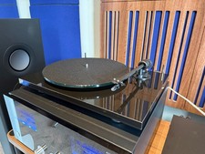 Pro-Ject T1 EVO Giradischi