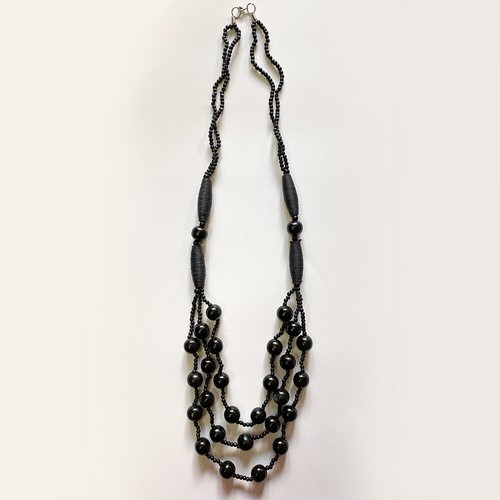Collana pallinata palline nero - collana,