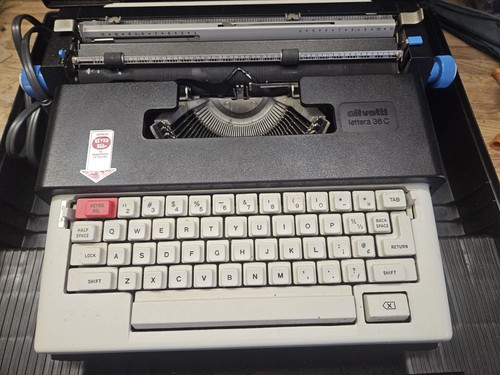 Olivetti lettera 36c portable - olivetti,