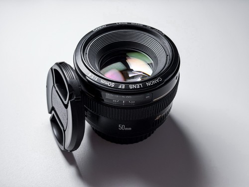 Canon 50mm usm ef lens - f/1.4,