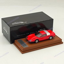 Modellino auto in resina rossa