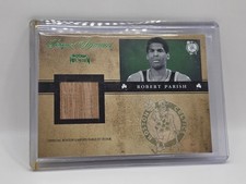 2004-05 Skybox Premium - Parquet Performers Robert Parish #9 BOS (MEM)