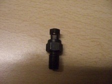raccordo+tappo pompa iniezione