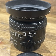 Nikon AF Nikkor 24mm f/2.8D +