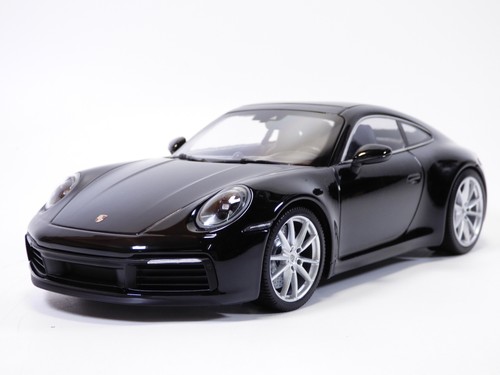Porsche 911 992 carrera - 911,