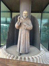 statua padre pio in bronzo