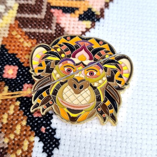 Mandala monkey needle minor - monkey,
