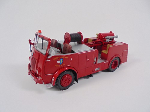 Fire engine berliet - engine,