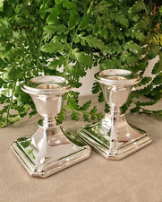 Coppia  Portacandela realizzati interamente in Argento 800, nuovi, candelieri  3