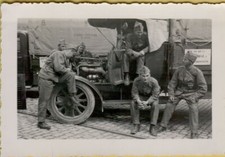 169576 ANTICA FOTOGRAFIA ESERCITO SVIZZERO  CAMION A COFANO APERTO E SOLDATI