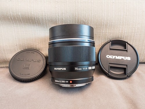 Olympus zuiko f 1 - 75, mm