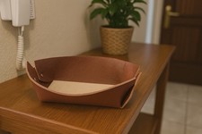 SVUOTA TASCHE PORTA OGGETTI IDEA REGALO IN VERA PELLE MARRONE, DIM. 22x14cm