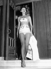 Sophia loren rara foto - foto, bikini