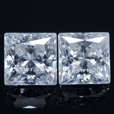 Coppia di diamanti bianchi