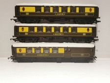 Triang OO Gauge 3 x Pullman