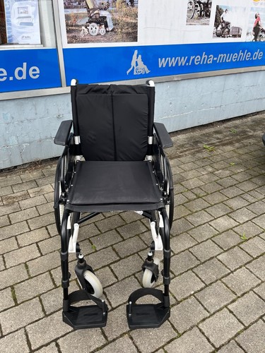 Sedia rotelle pieghevole - sedia, a
