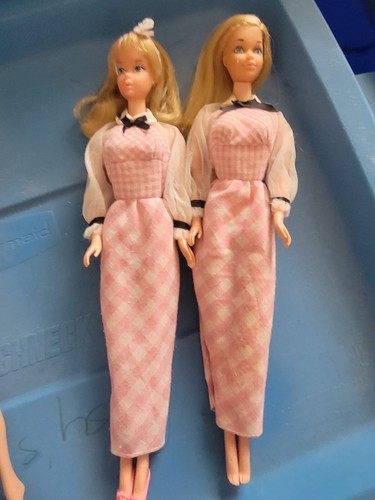 Vintage mattel barbie dolls - barbie, w/