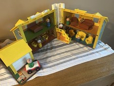 Vintage Fisher Price Casa